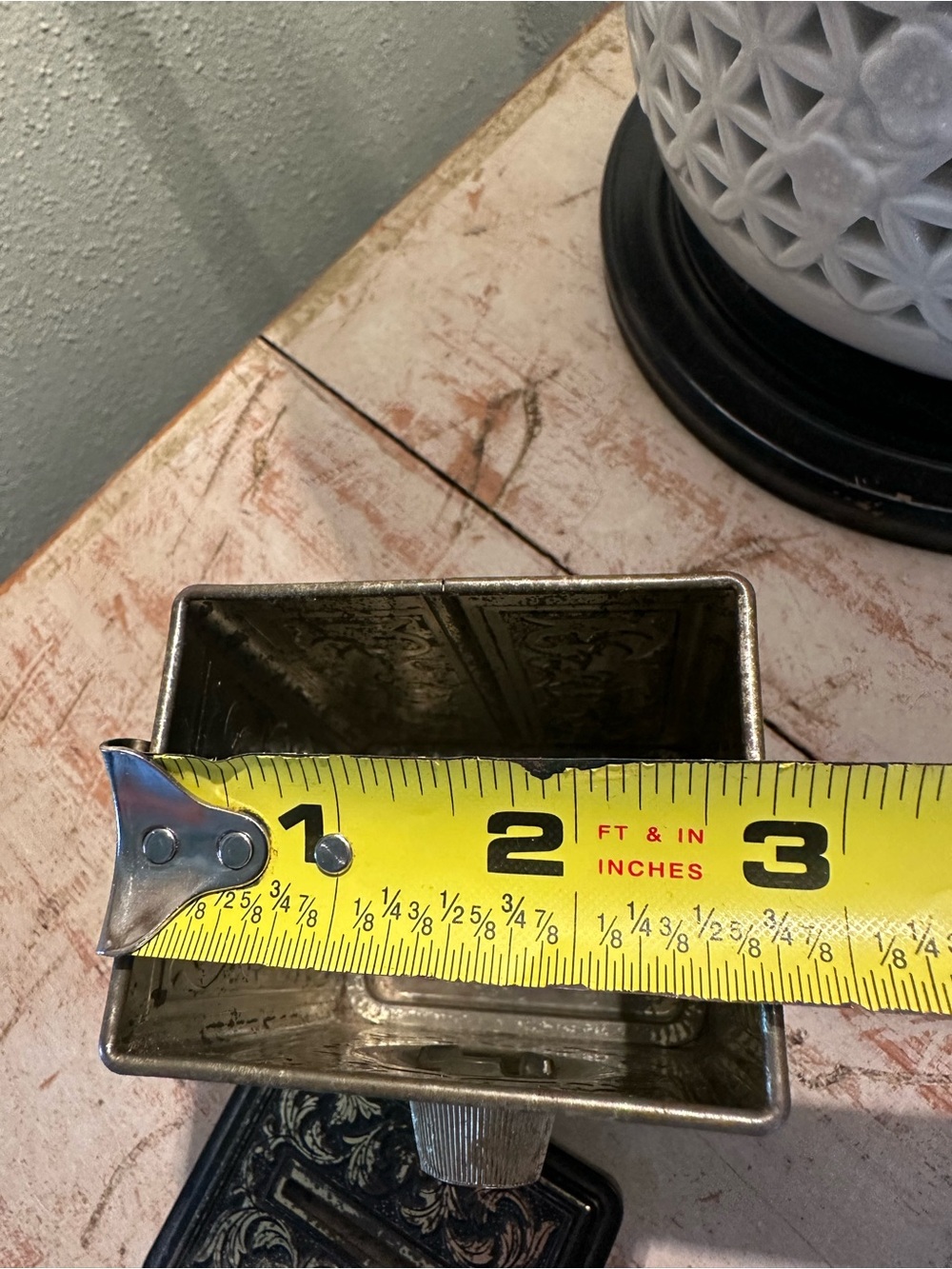 Vintage Avon Tin Bank - Picture 8 of 10